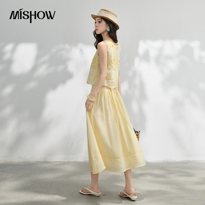 MISHOW French Floral Embroider - Midi Skirt Floral 评论和价格