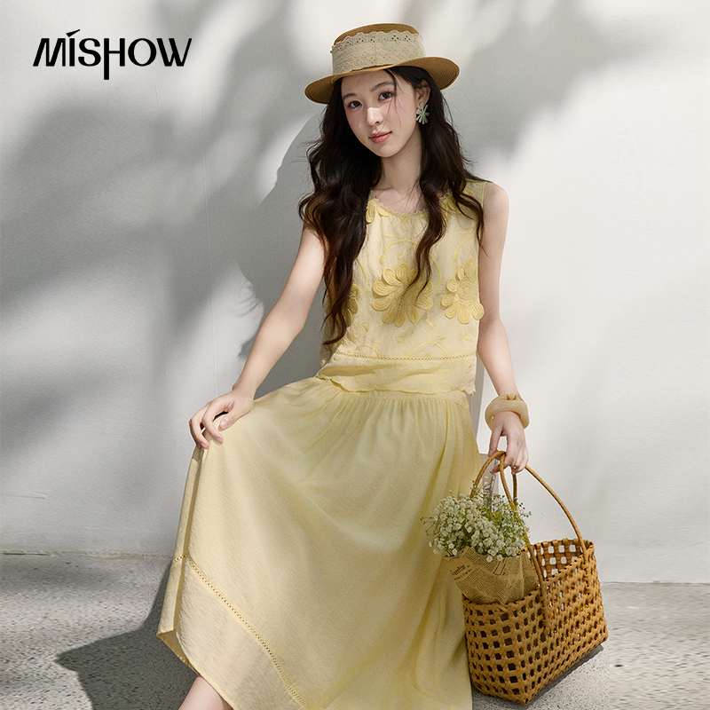MISHOW French Floral Embroider - Midi Skirt Floral 评论和价格