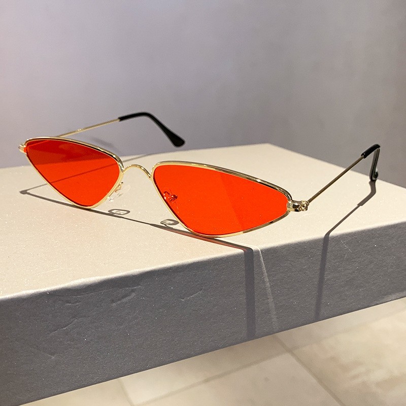 New Version of Cat Eye Small F - Sunglasses Cat Eye 评论和价格